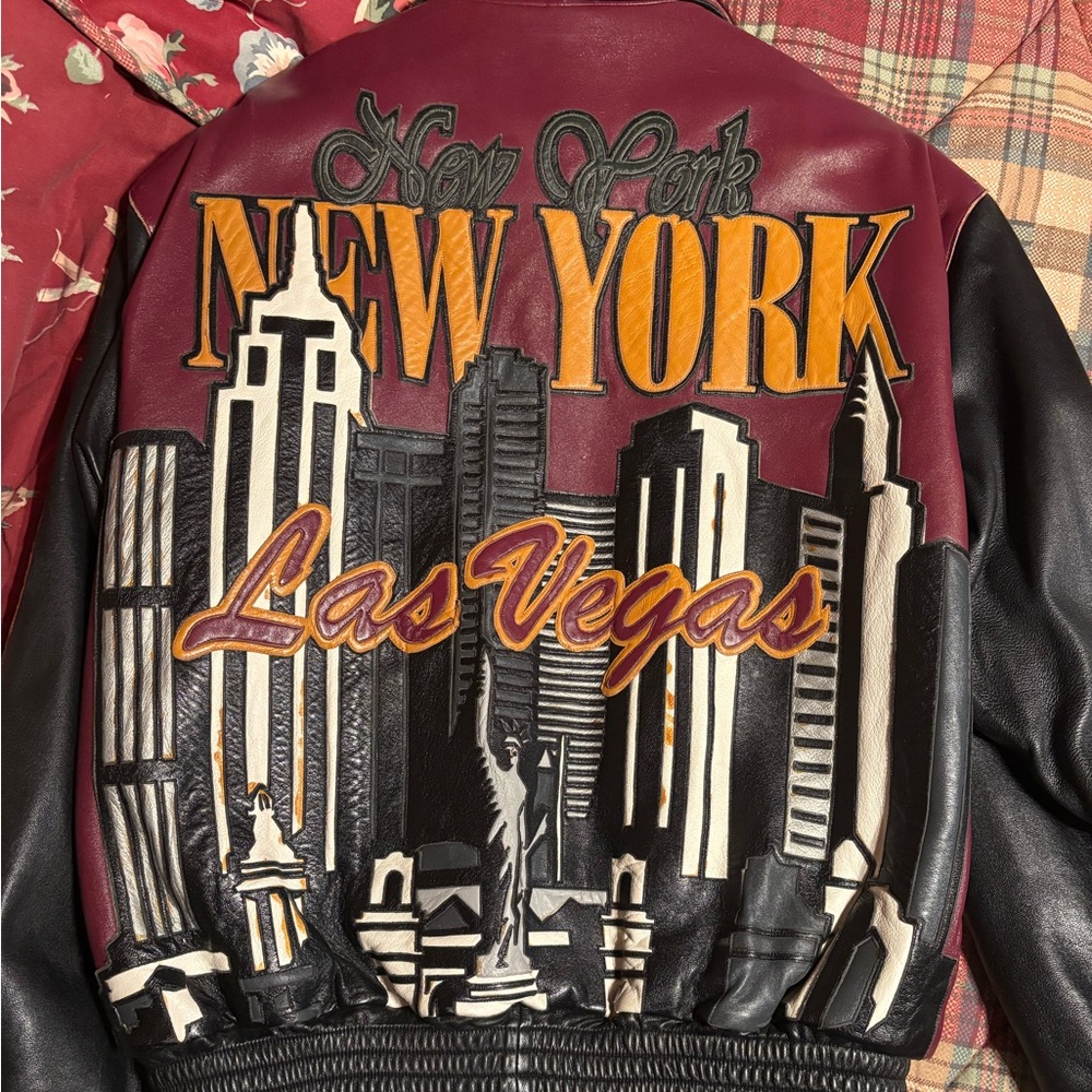 Extremely rare Jeff Hamilton made for New York New York hotel and casino.